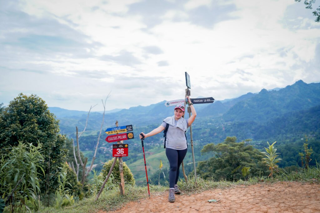 trekking bukit paniisan
