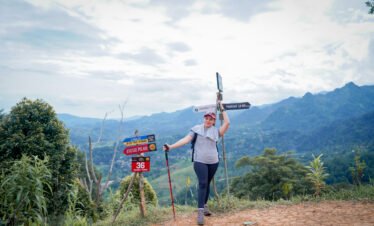 trekking bukit paniisan