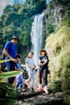 review trekking